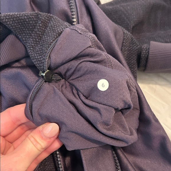 🧥 Lululemon Emerge Renewed Jacket - Nightfall Purple Tweed - Size 6 - Picture 7 of 7